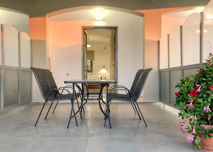 Demar & Apartamento Korakokhórion